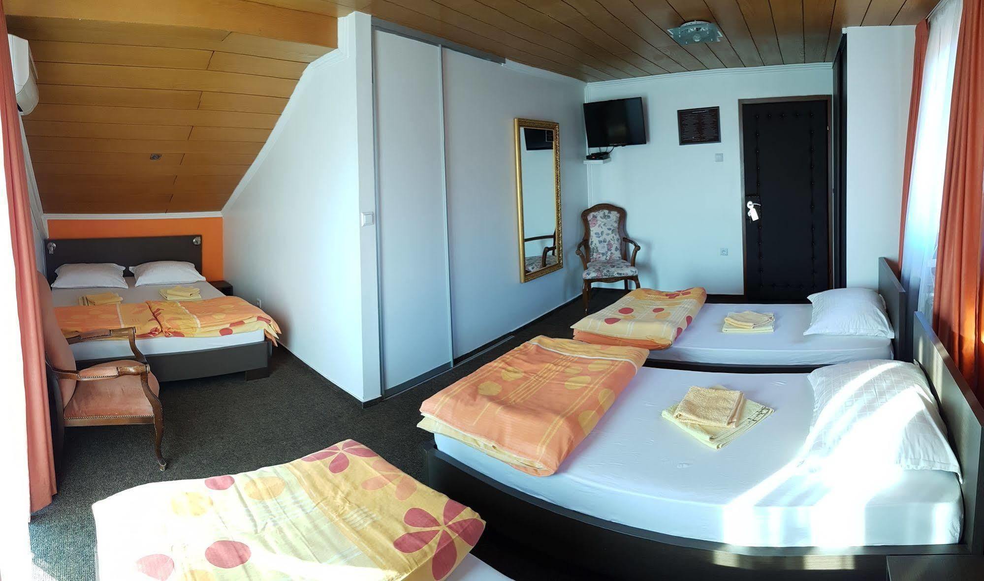 Guest House Ciro サラエヴォ エクステリア 写真